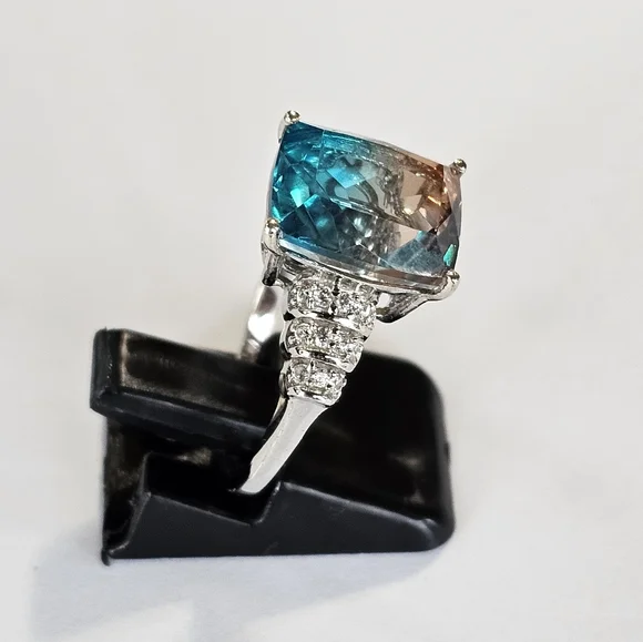 Aqua Colorful Terra Costa Quartz Triplet & White Zircon Ring in 925! Size 7 New - Picture 12 of 14